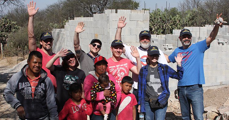 Casita Linda Volunteering